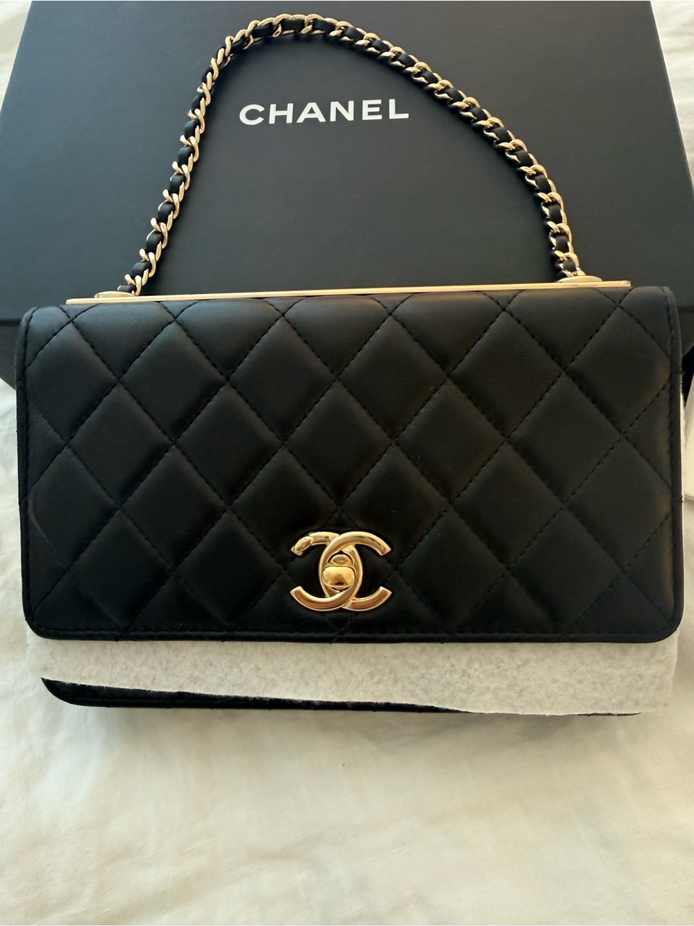 Chanel Lambskin Quilted Trendy CC Wallet On Chain WOC Black - Picture 2 of 16